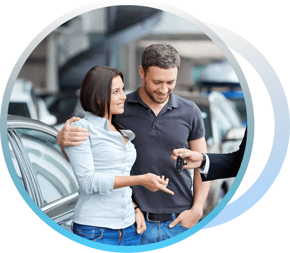 man-and-woman-buying-a-car<br />
